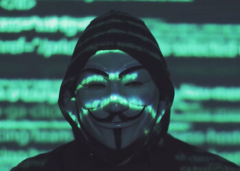Anonymous ha dichiarato guerra al governo russo